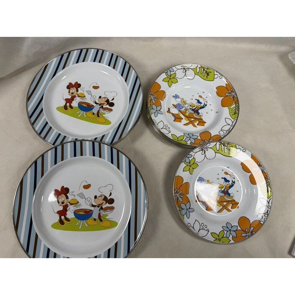Disney Store Metal Plates & Bowls Se Mickey Minnie Daffy Summer Fun  new